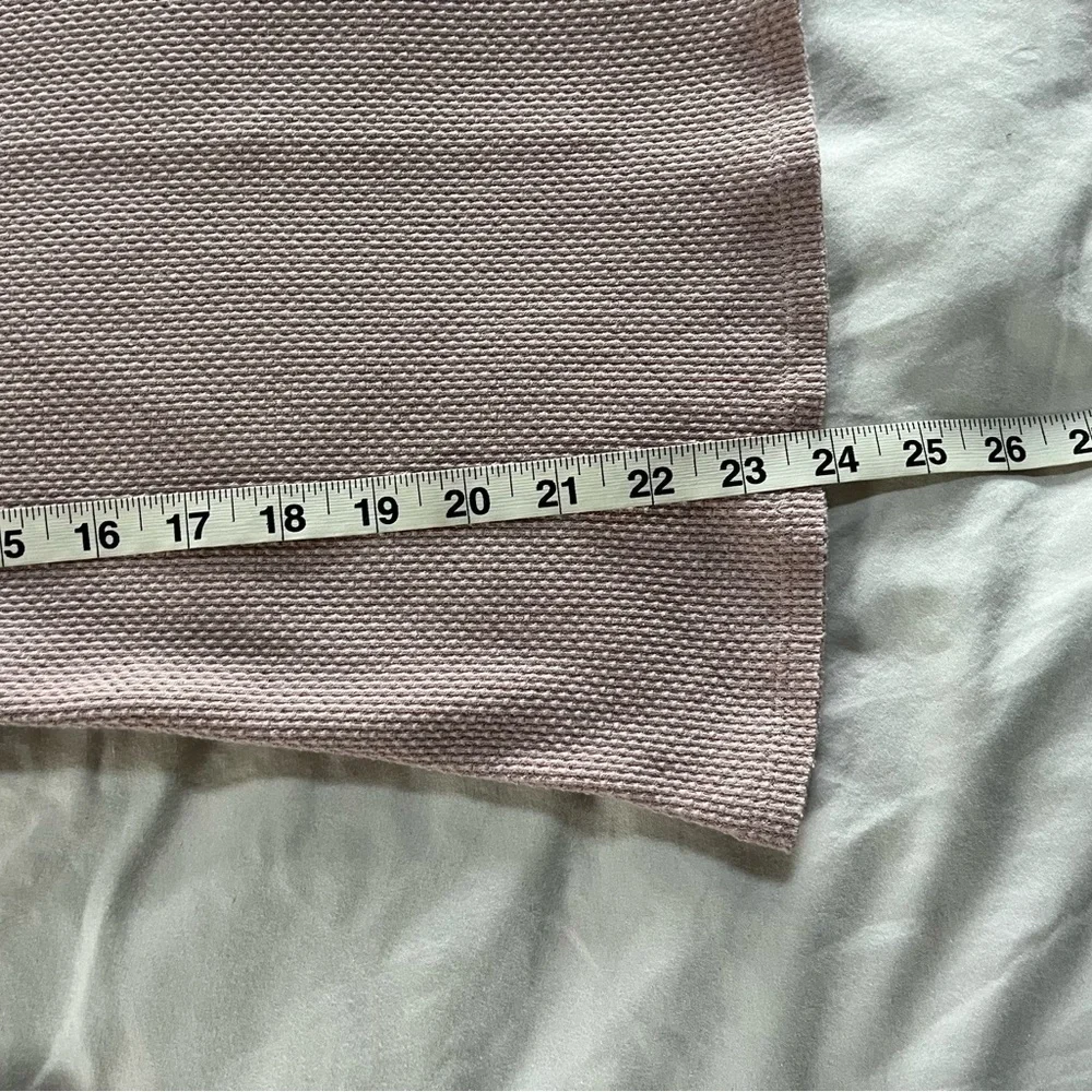 Free People Last Dance Soft Pink Thermal V Neck with Lace Sleeves Sz Small EUC